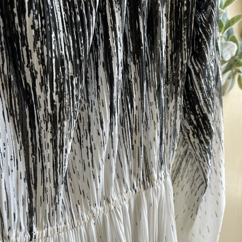 P.C.F. Petites by Hal Ferman 70's Vintage BW Patterned Sheer Midi Dress - Picture 4 of 8